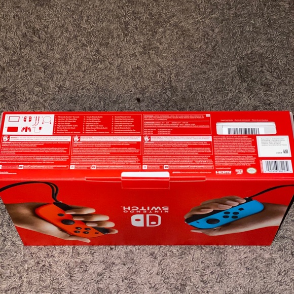 Nintendo Switch - Picture 3 of 3